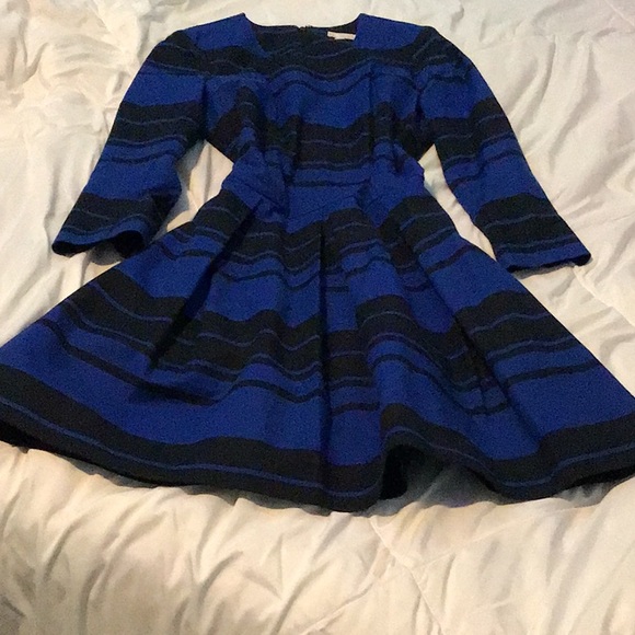 GAP Dresses & Skirts - Gap flare dress size 6